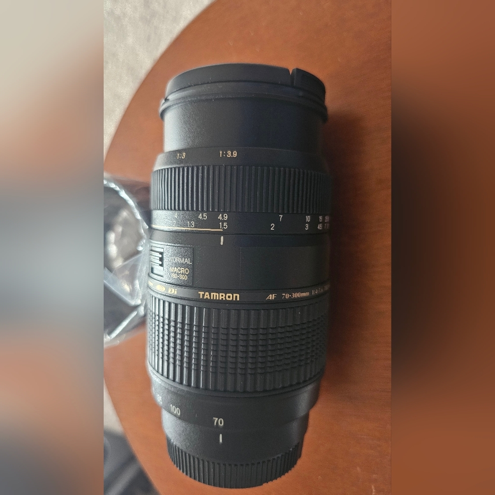 Tamron AF70-300mm f/4-5.6 Di LD Macro 1:2 Lens A17S for SONY Camera Brand New